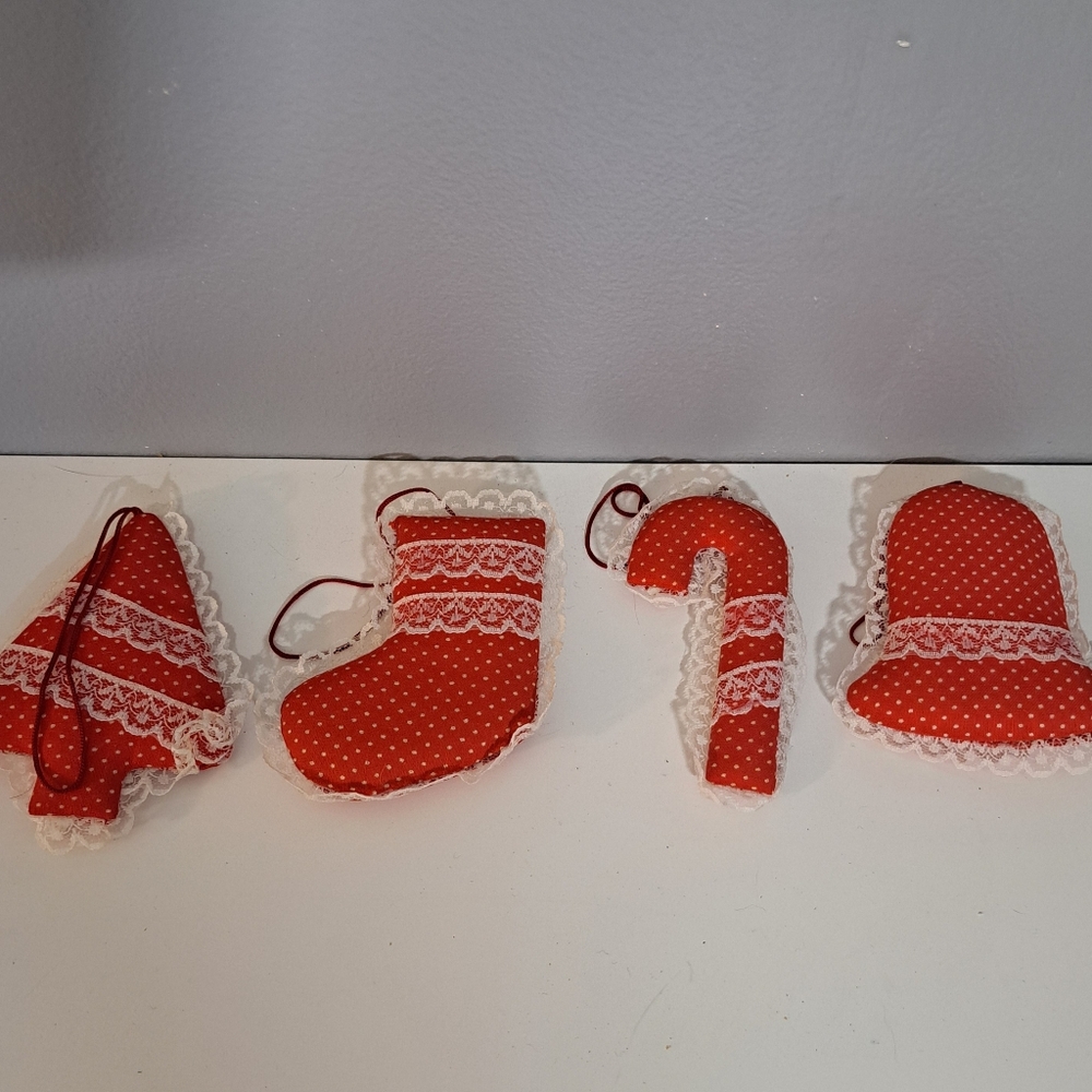 VTG Handmade Fabric Ornaments - Set Of 4 Red White Lace